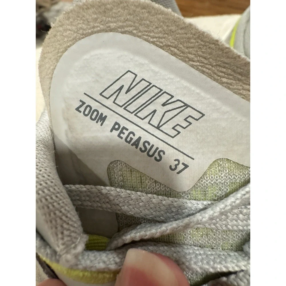 Nike Air Zoom‎ Pegasus 37 Grey Volt Youth Running Shoes CJ2099-003 Size 6Y